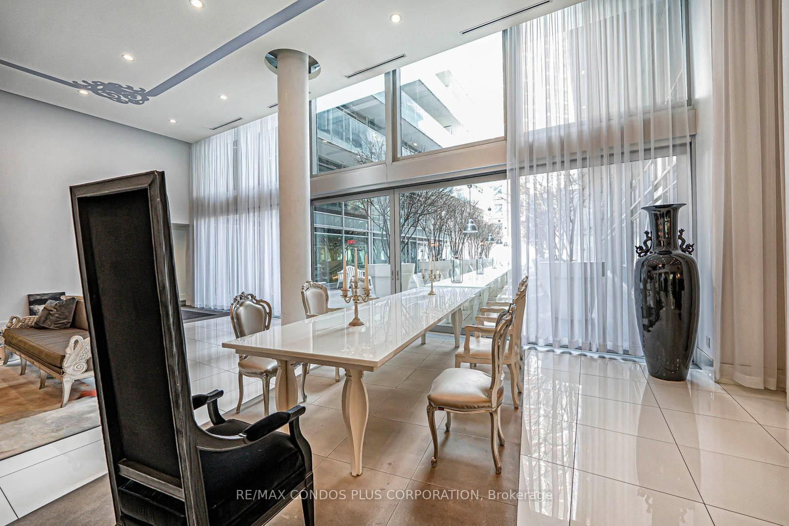 75 Portland Street, Unit 424 - Photo 23