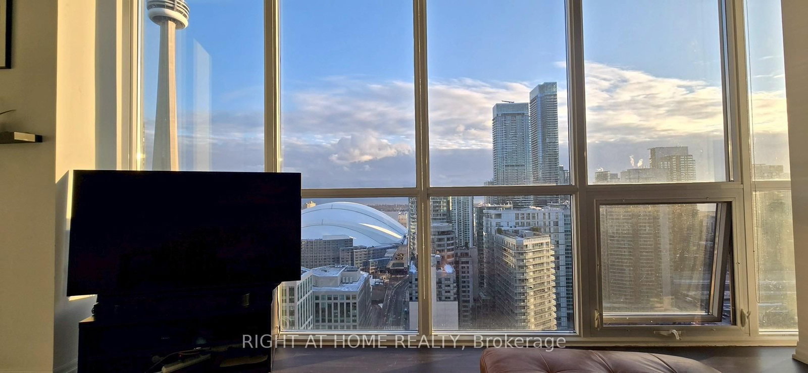 88 Blue Jays Way, Unit 2905 - Photo 9