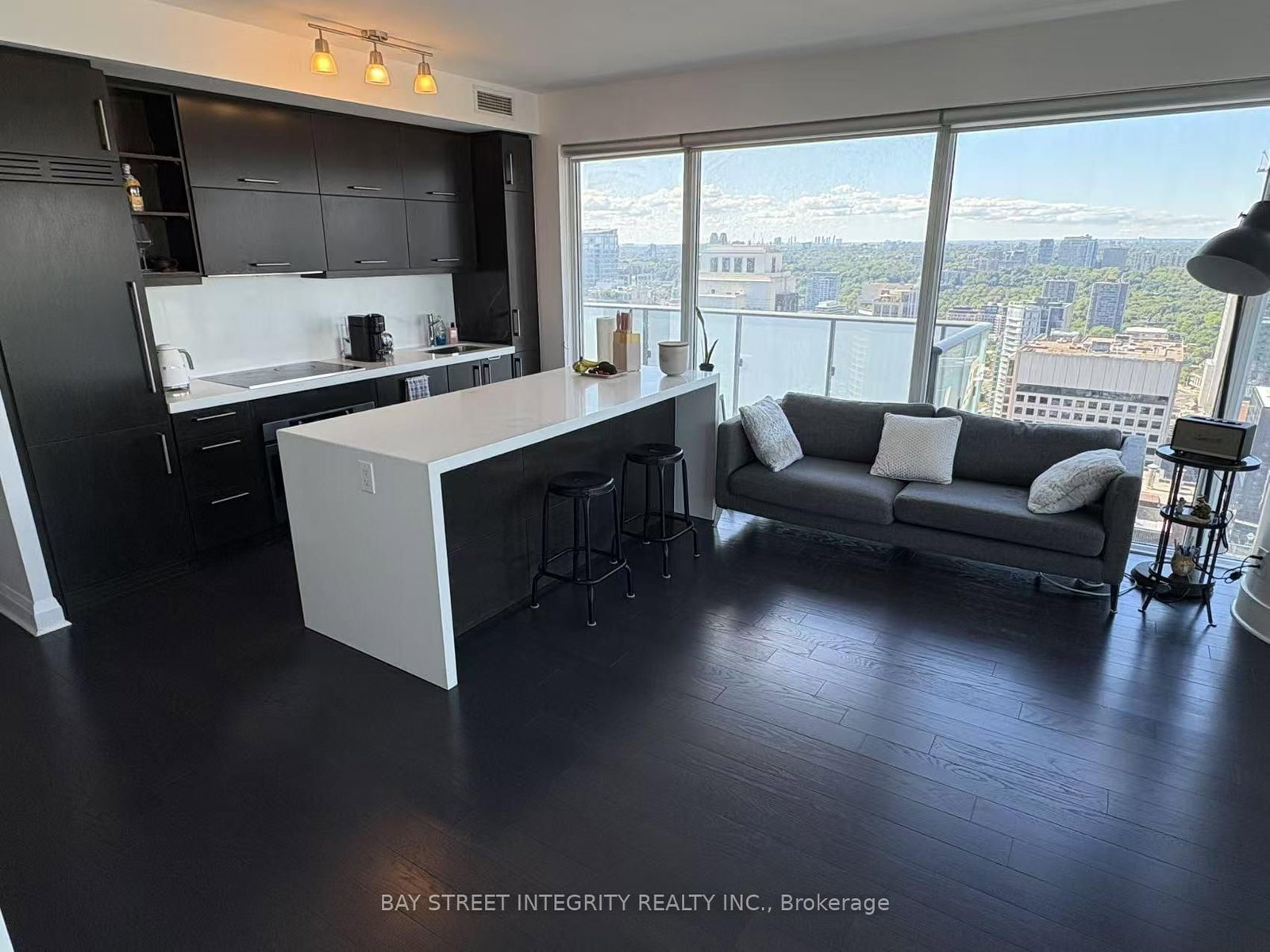 1080 Bay Street, Unit 3910 - Photo 2