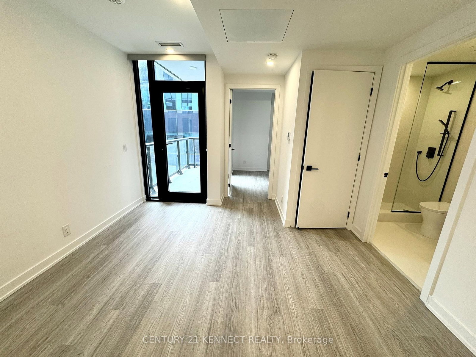 699 Sheppard Avenue E, Unit 715 - Photo 2