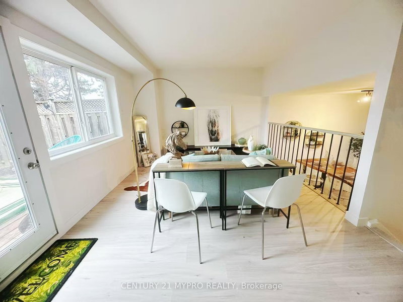 121 - 67 Godstone Rd, Toronto, M2J 3C8 | Image 2