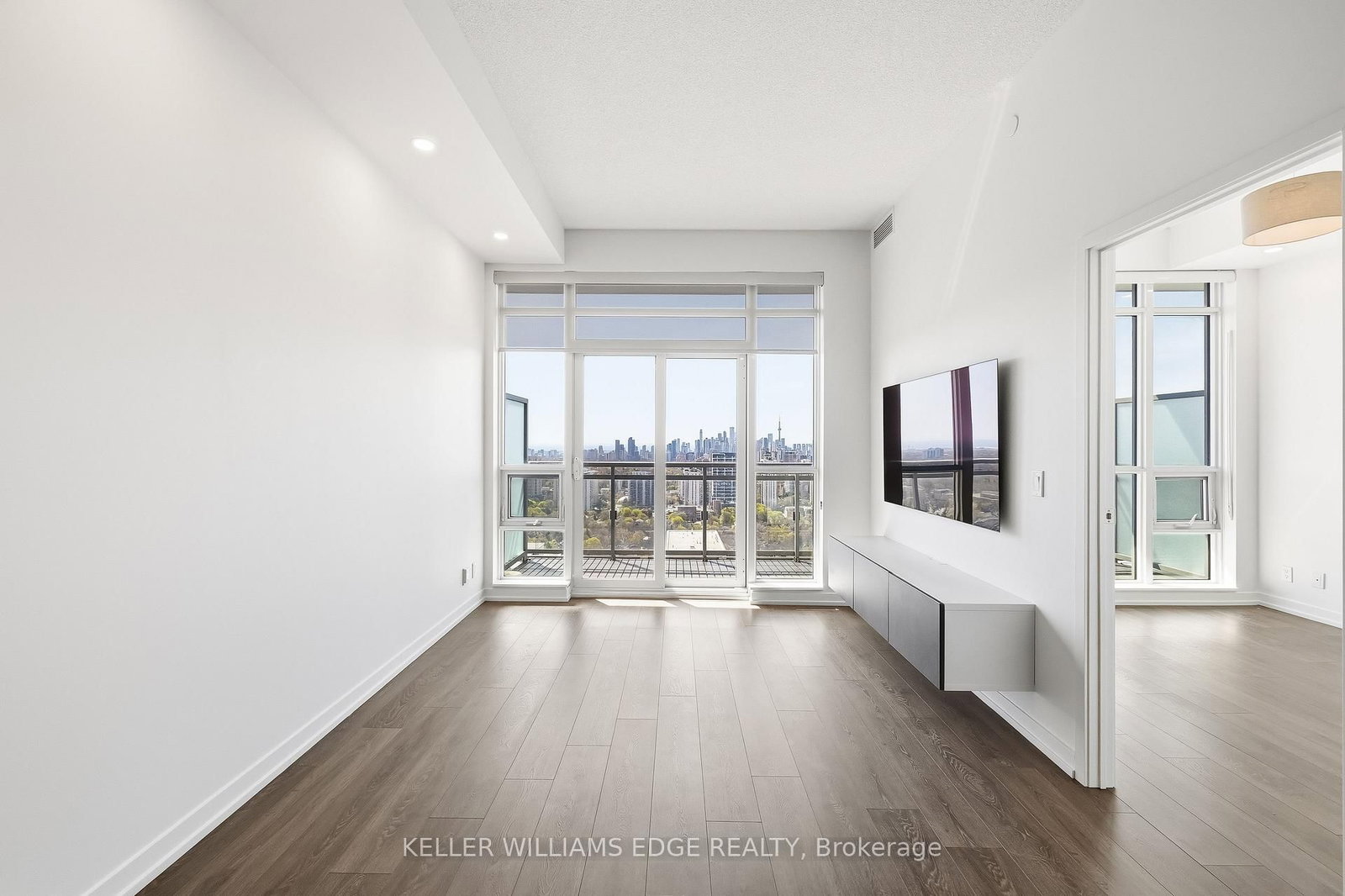 89 Dunfield Avenue, Unit 3409