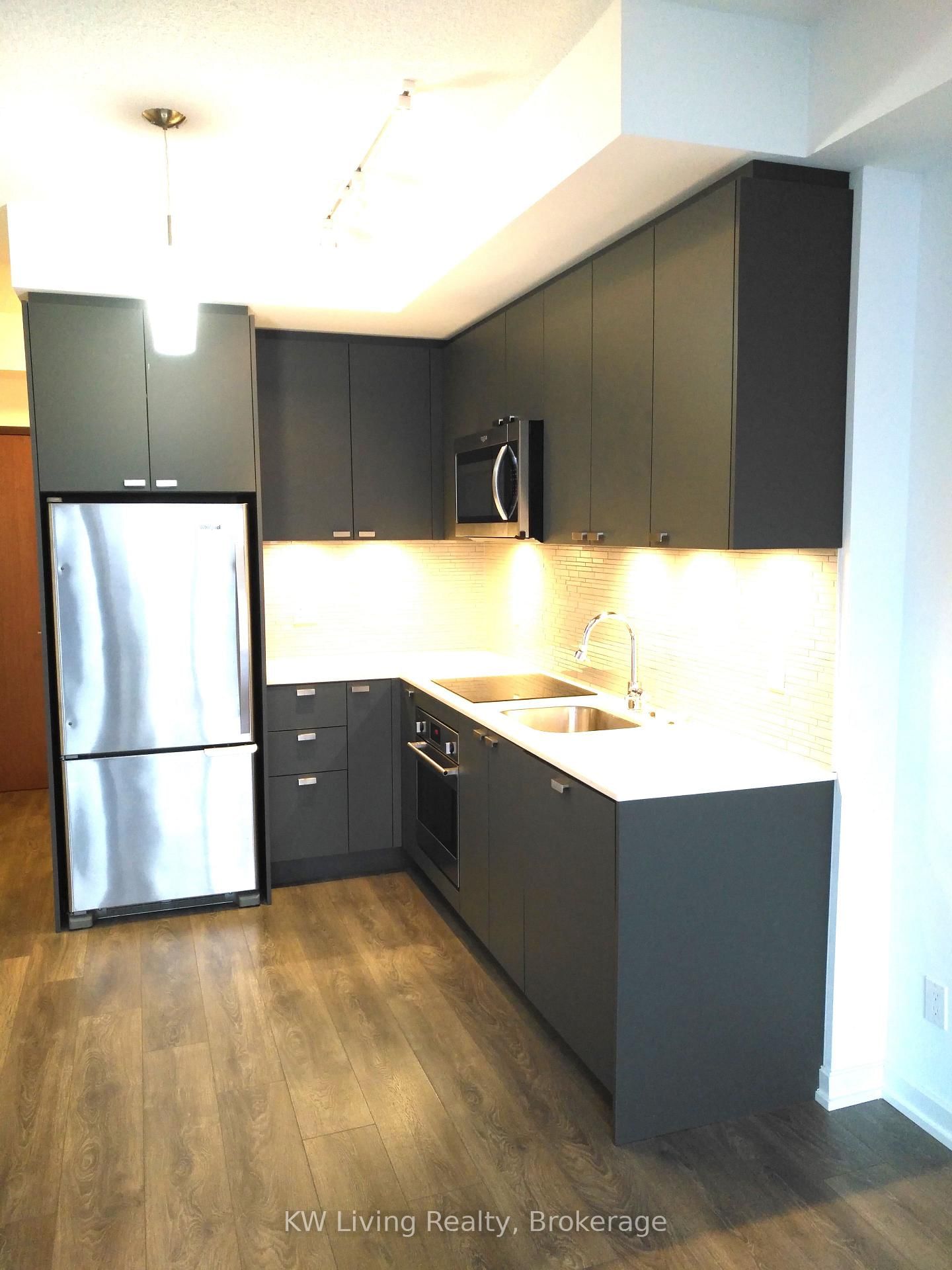 56 Forest Manor Road, Unit 2709 - Photo 8