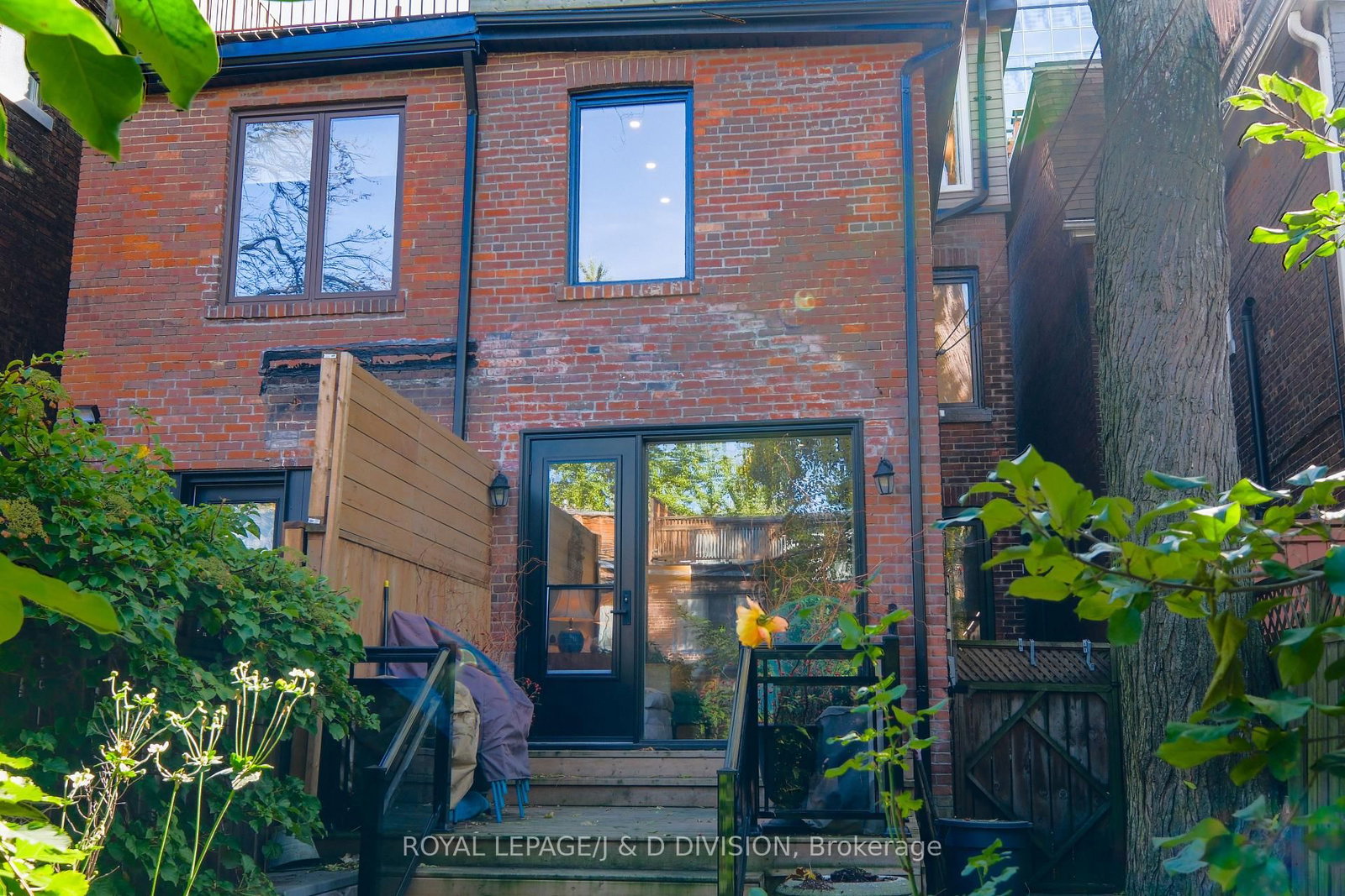 88 Asquith Avenue - Photo 38