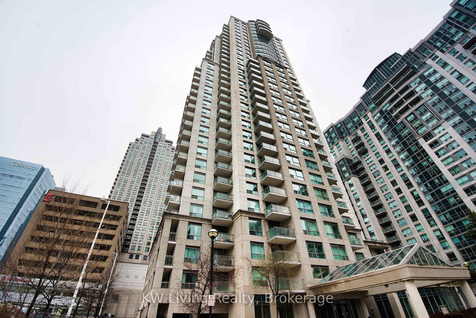 21 Hillcrest Avenue, Unit 2101