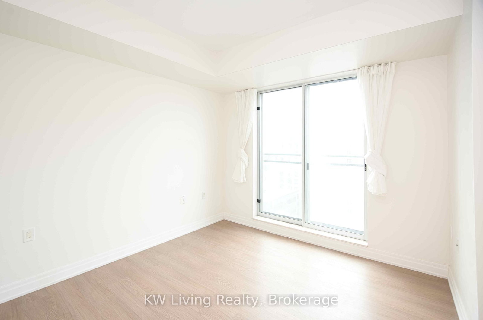 21 Hillcrest Avenue, Unit 2101 - Photo 16