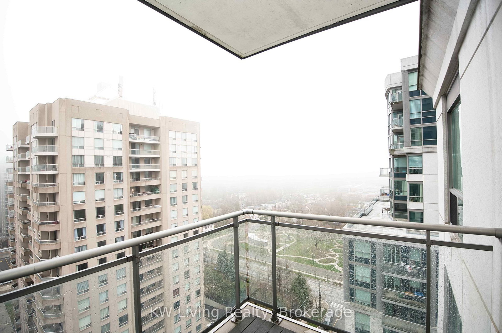 21 Hillcrest Avenue, Unit 2101 - Photo 18
