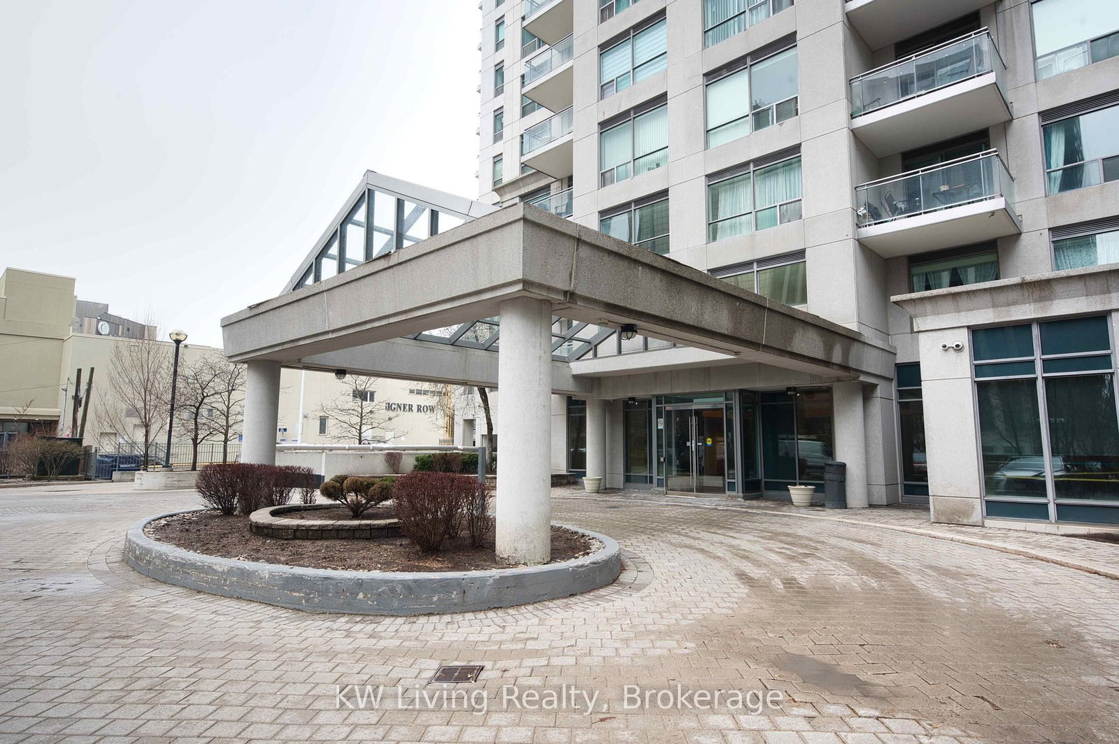 21 Hillcrest Avenue, Unit 2101 - Photo 3