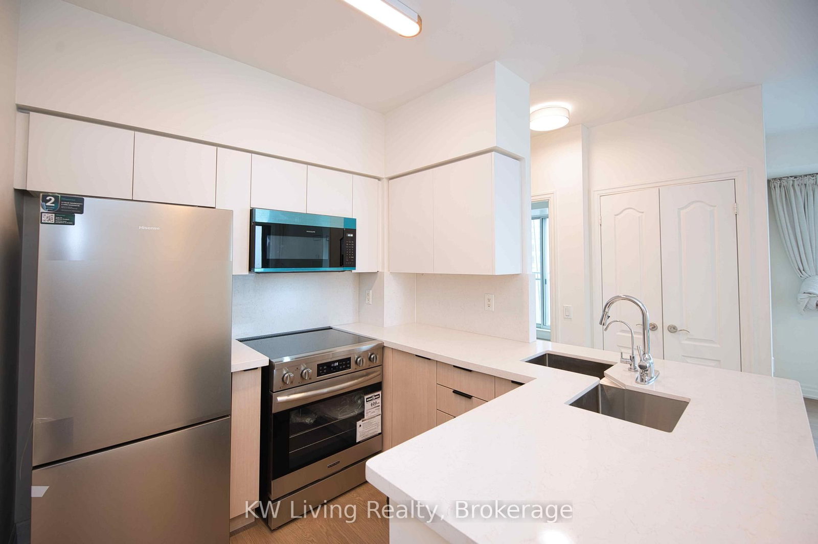 21 Hillcrest Avenue, Unit 2101 - Photo 5