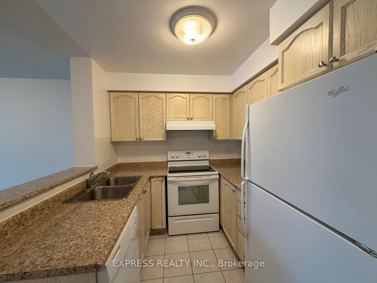 29 Pemberton Avenue, Unit 1206 - Photo 2
