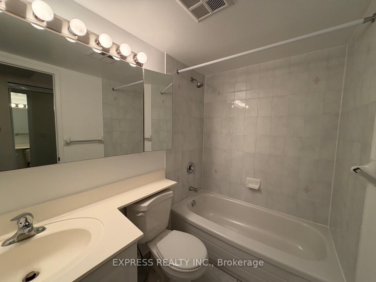 29 Pemberton Avenue, Unit 1206 - Photo 9