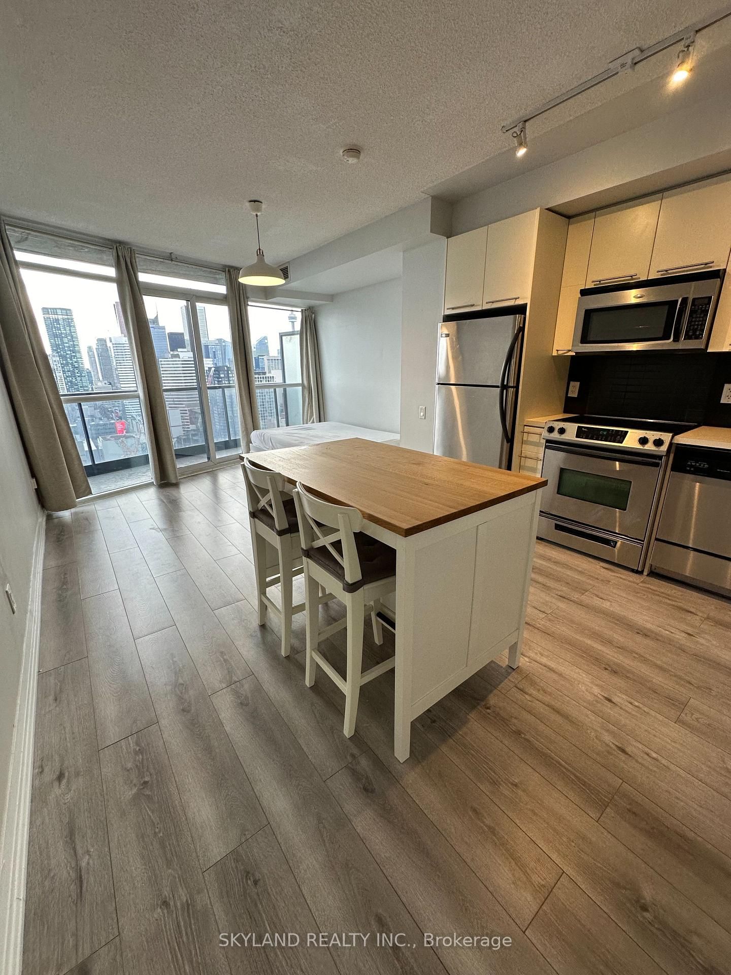 21 Carlton Street, Unit 3507 - Photo 3