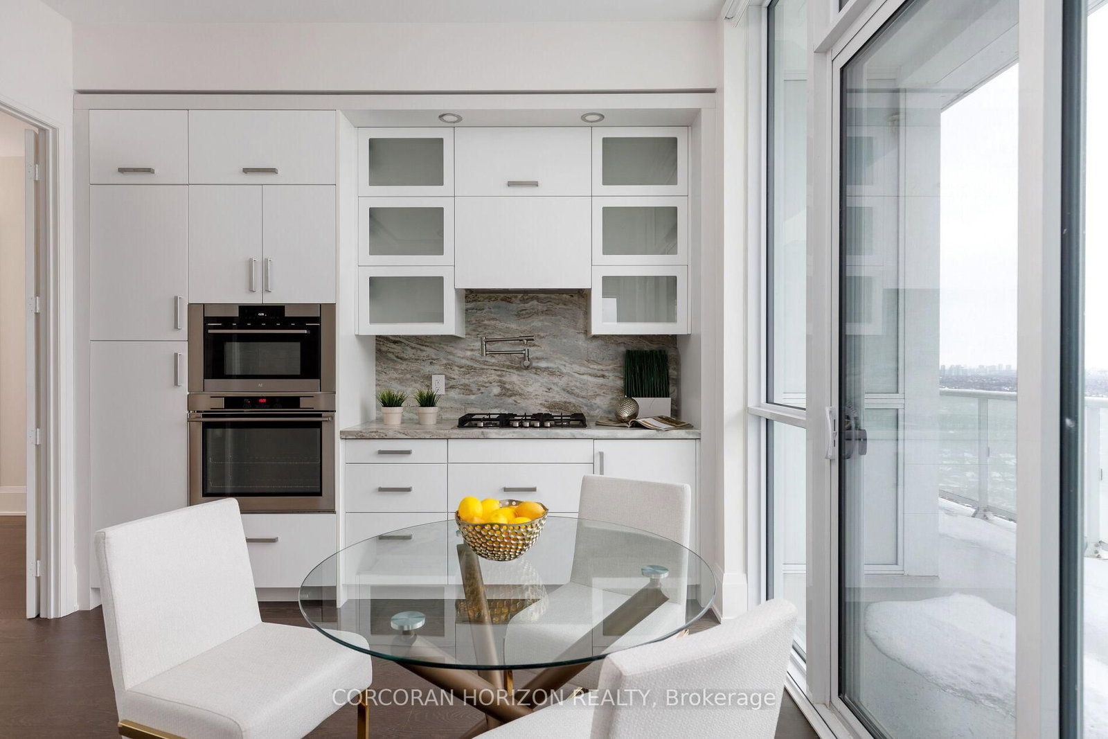 101 Erskine Avenue, Unit GPH6 - Photo 13
