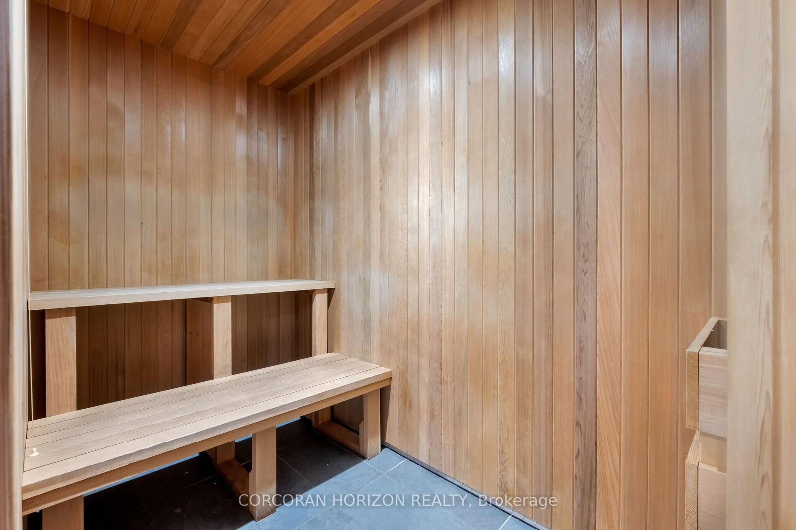 101 Erskine Avenue, Unit GPH6 - Photo 39
