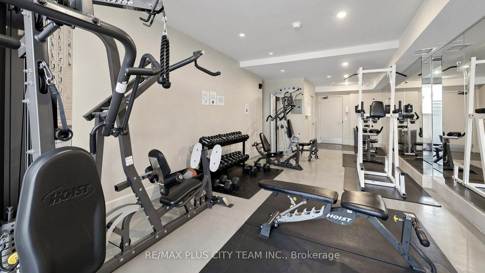111 Elizabeth Street, Unit 308 - Photo 31