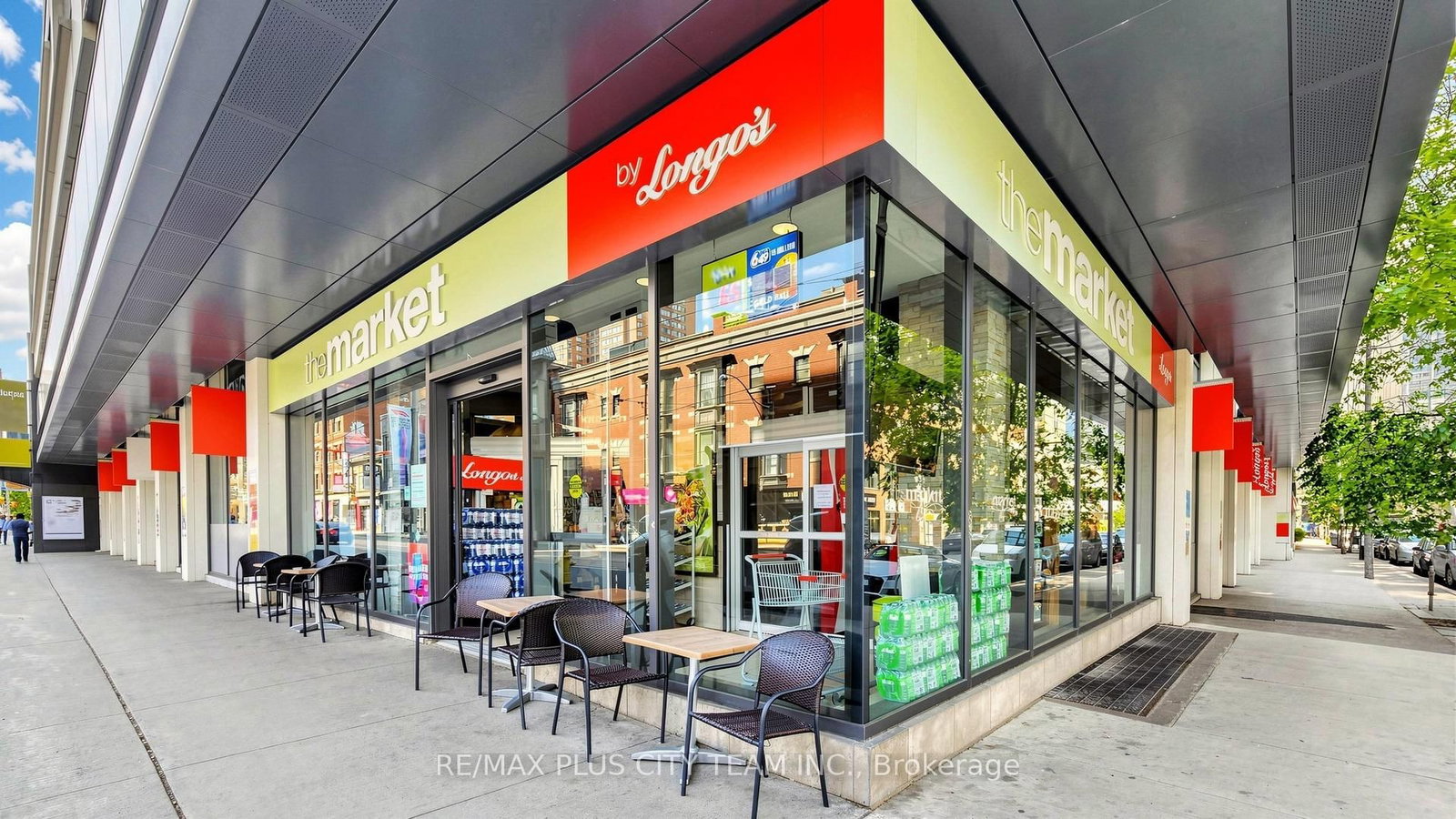 111 Elizabeth Street, Unit 308 - Photo 47