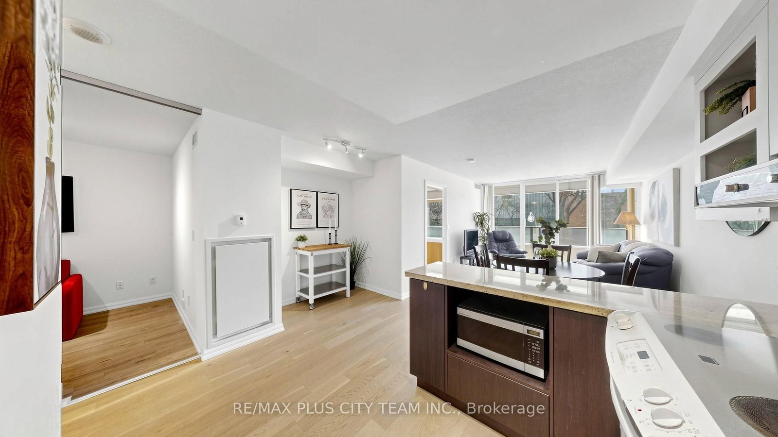 111 Elizabeth Street, Unit 308 - Photo 7