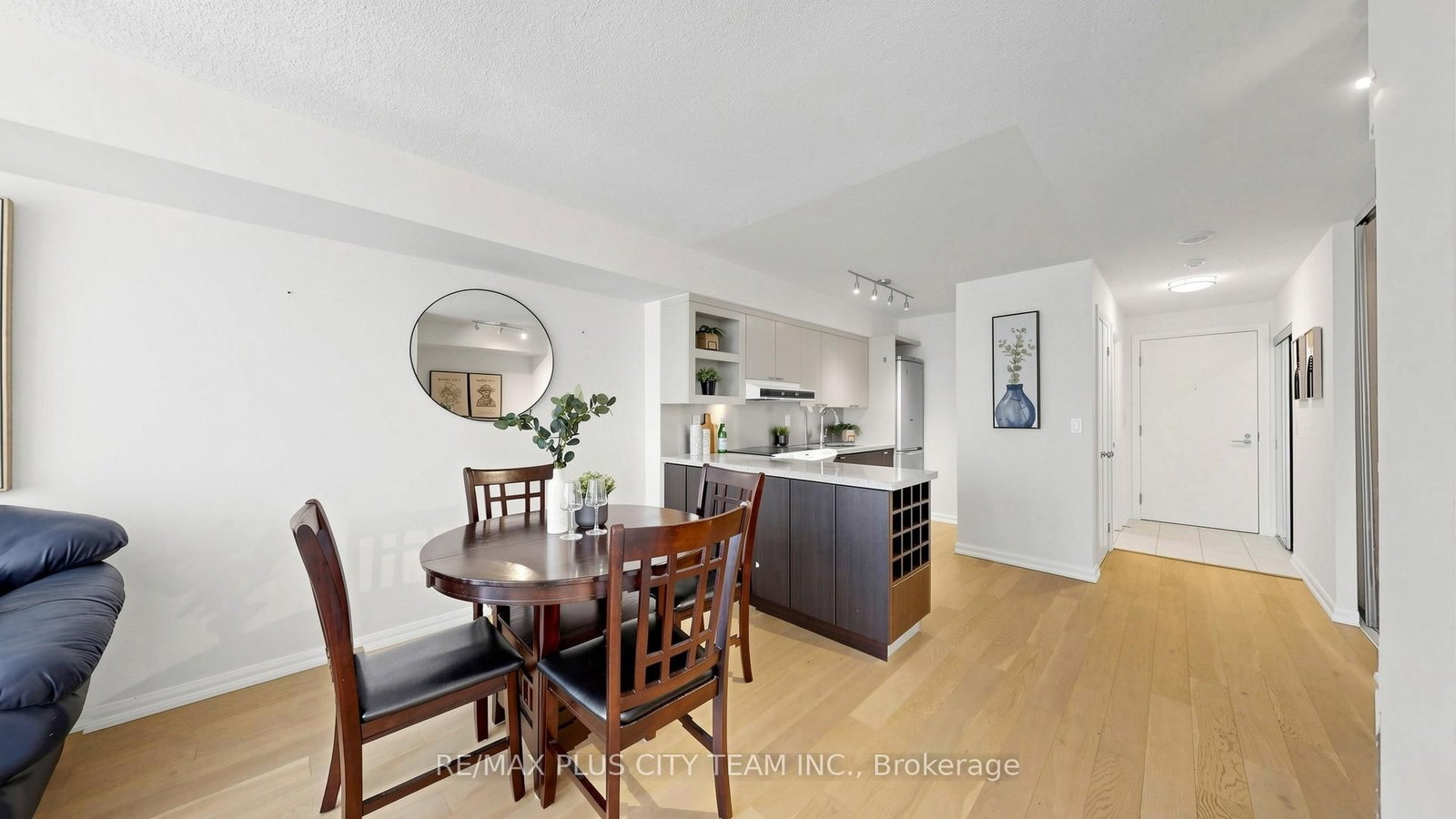 111 Elizabeth Street, Unit 308 - Photo 8