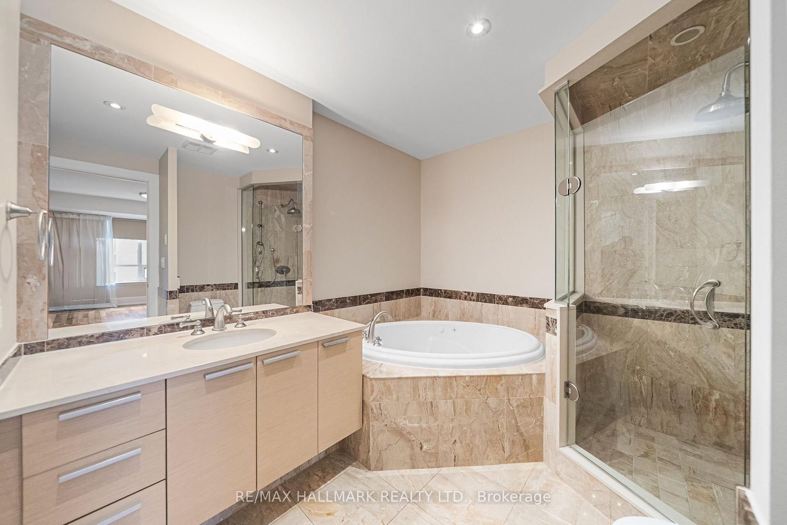 660 Sheppard Avenue E, Unit 601 - Photo 20