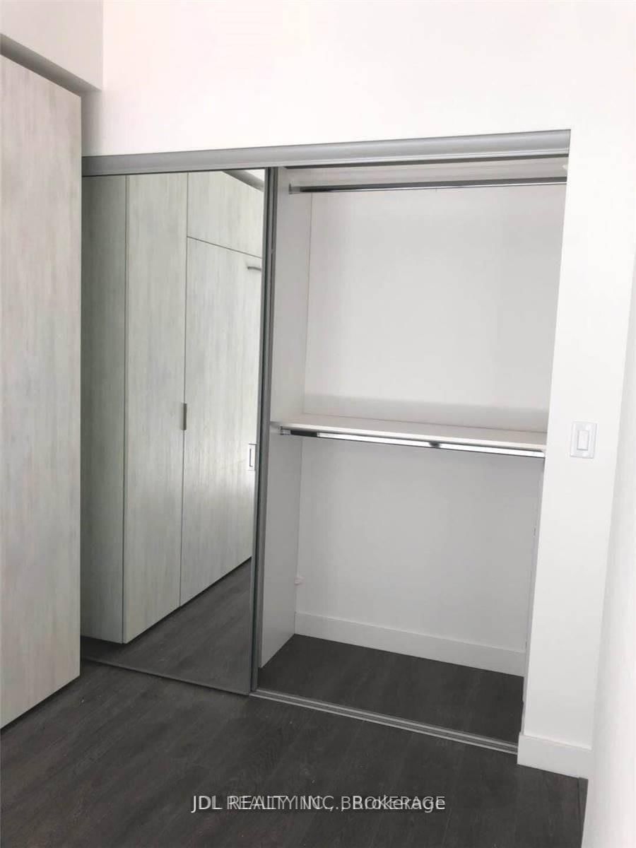 215 Queen Street W, Unit 615 - Photo 2