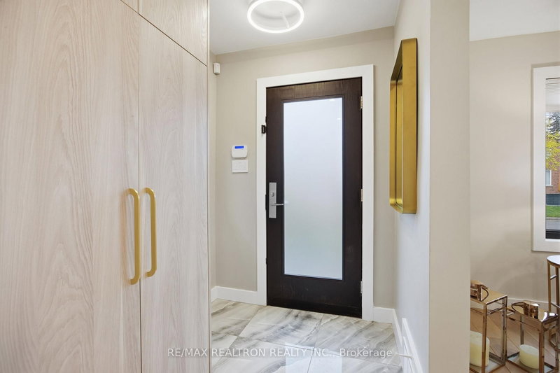 52 Burncrest Dr, Toronto, M5M 2Z5 | Image 3