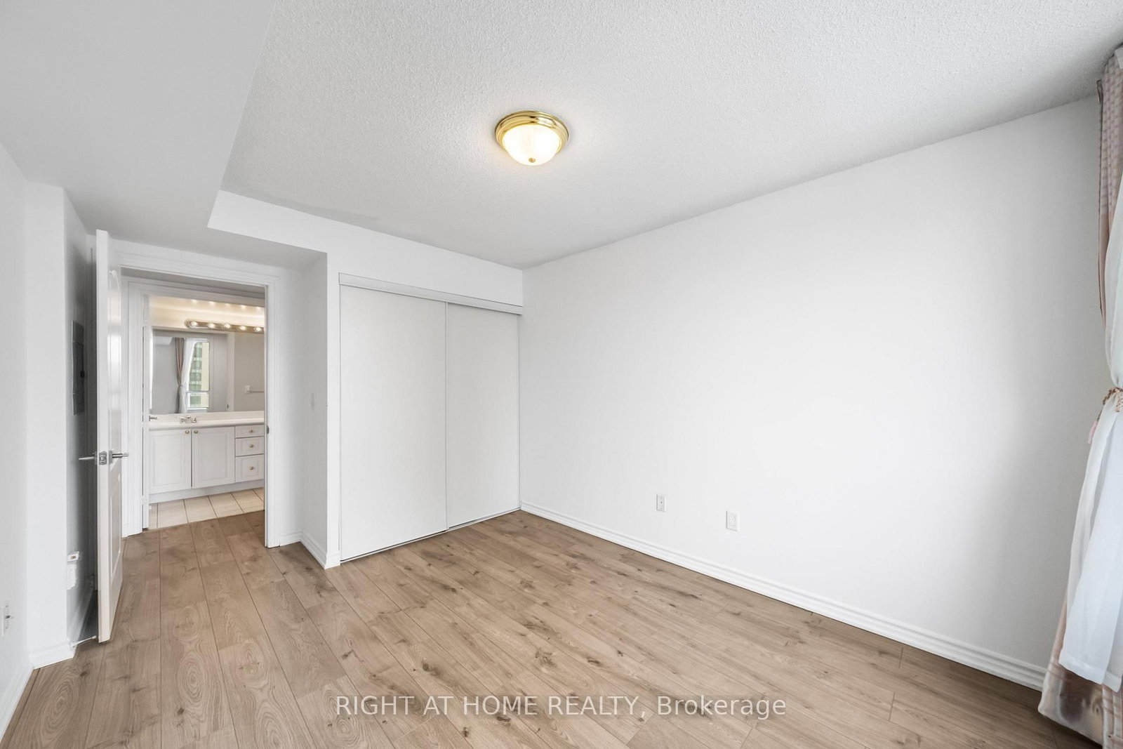 18 Sommerset Way, Unit 1707 - Photo 15