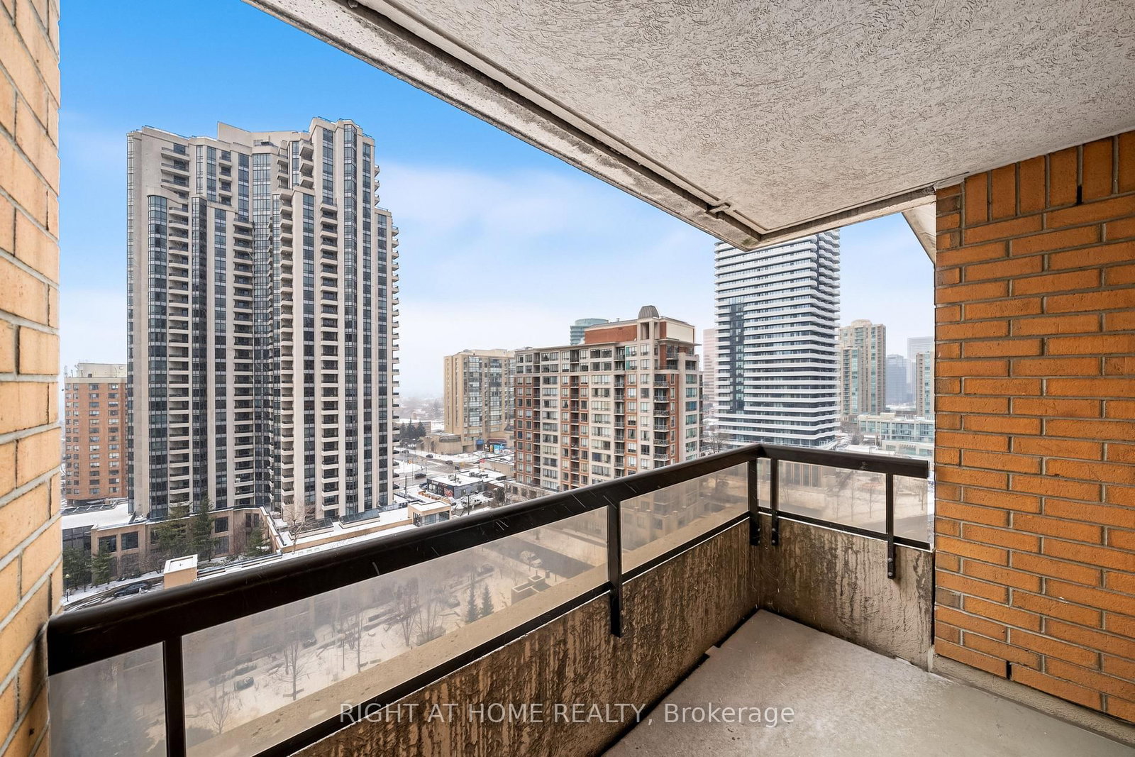 18 Sommerset Way, Unit 1707 - Photo 17