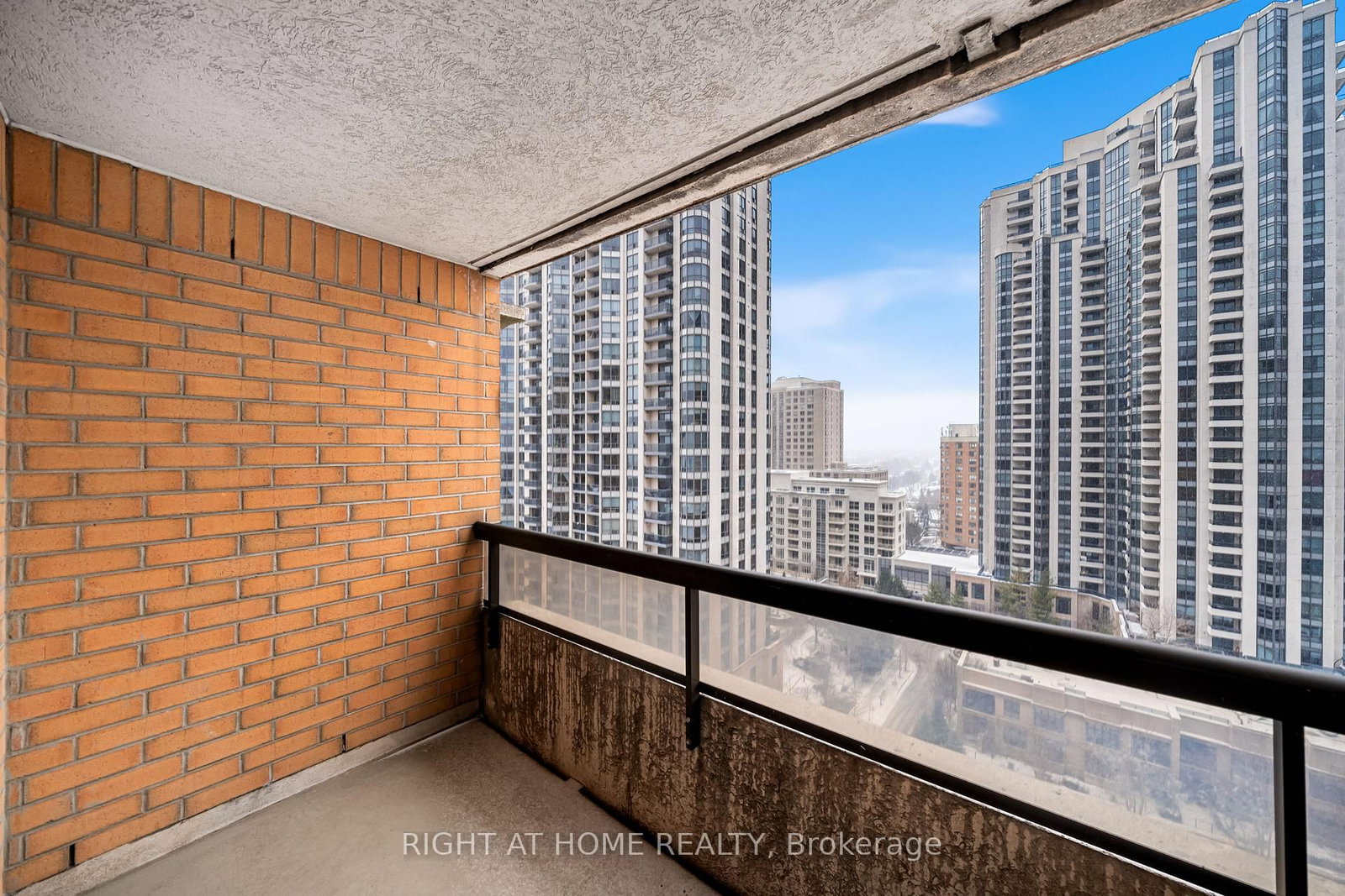 18 Sommerset Way, Unit 1707 - Photo 18