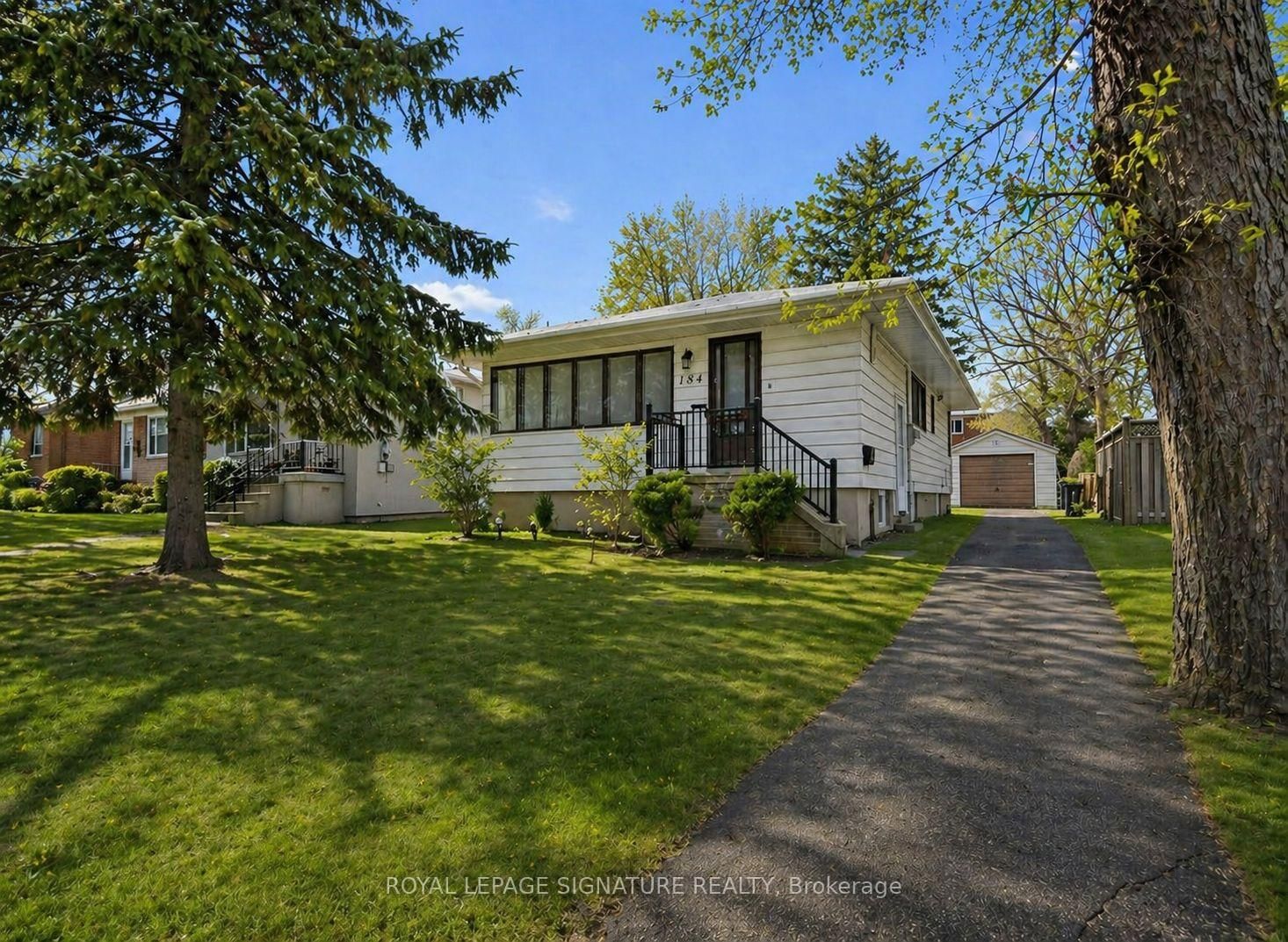 Detached House for sale at 184 Hendon Avenue, Toronto, Ontario, M2M 1A7 - Newtonbrook West - MLS: C13069456