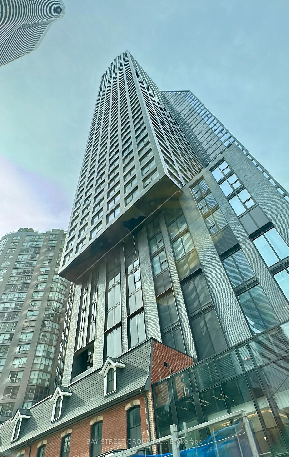 8 Wellesley Street W, Unit 1909