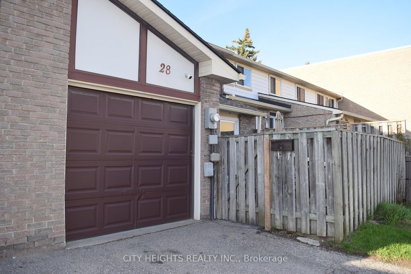 28 Crest Fern Way, Toronto, M2J 4M2 | Image 2