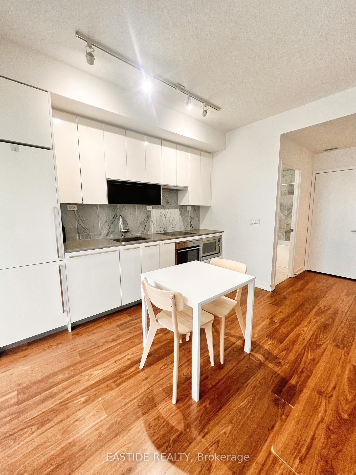 115 McMahon Drive, Unit 3507 - Photo 5