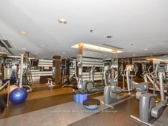 21 Carlton Street, Unit 509 - Photo 11