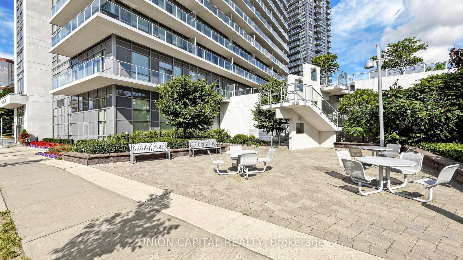 275 Yorkland Road, Unit 2505 - Photo 2