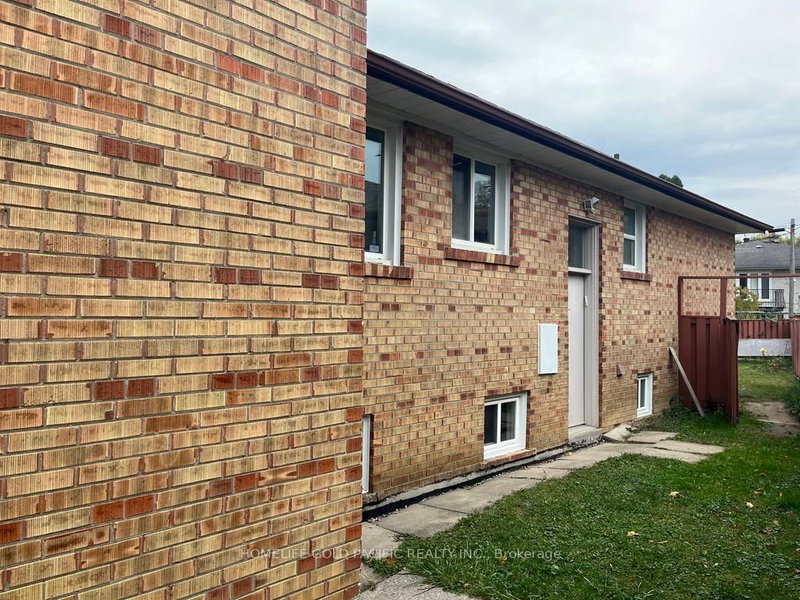 home for lease on 244 Maxwell (Basement) Street