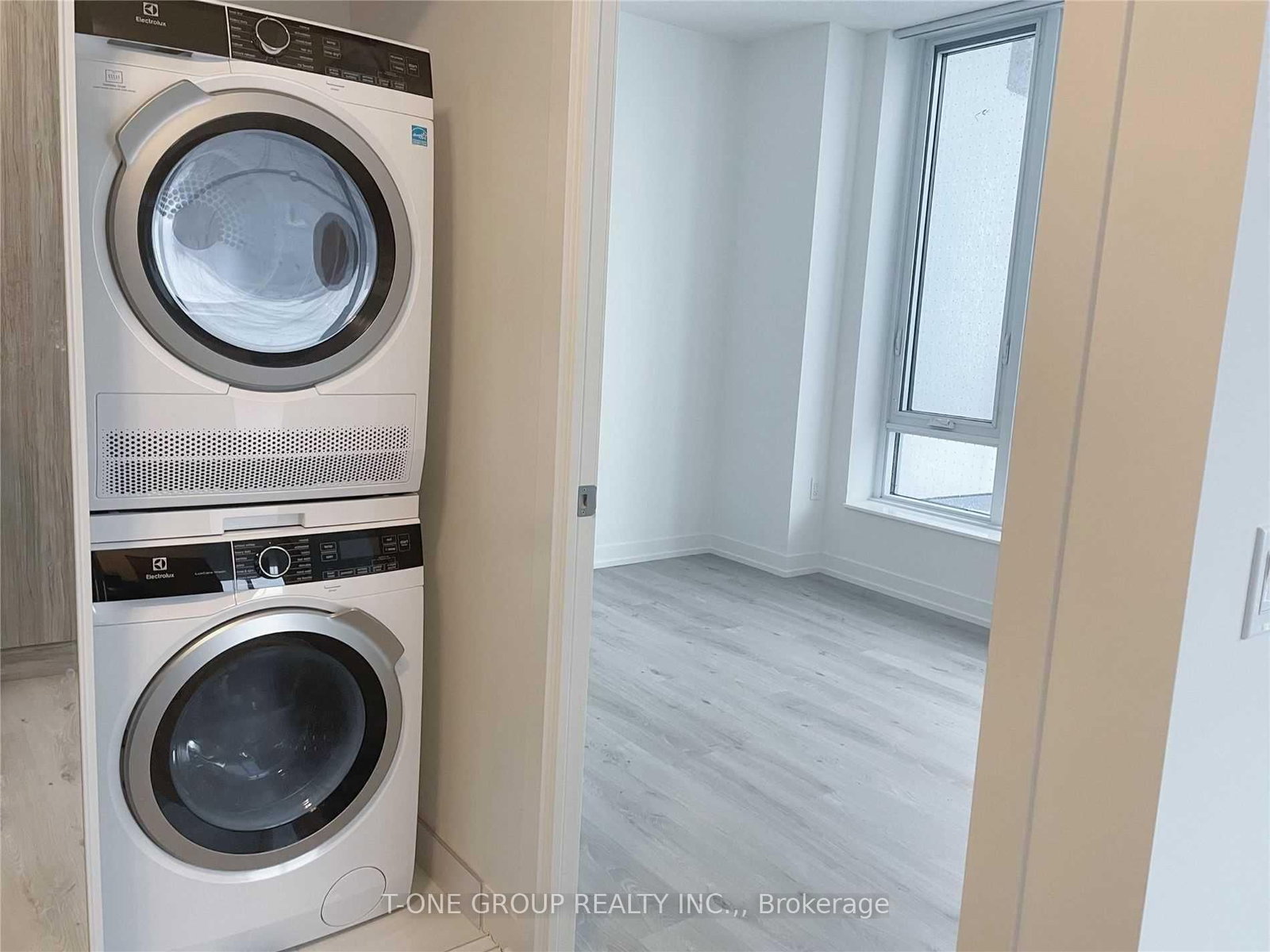 138 Downes Street, Unit 1006 - Photo 12