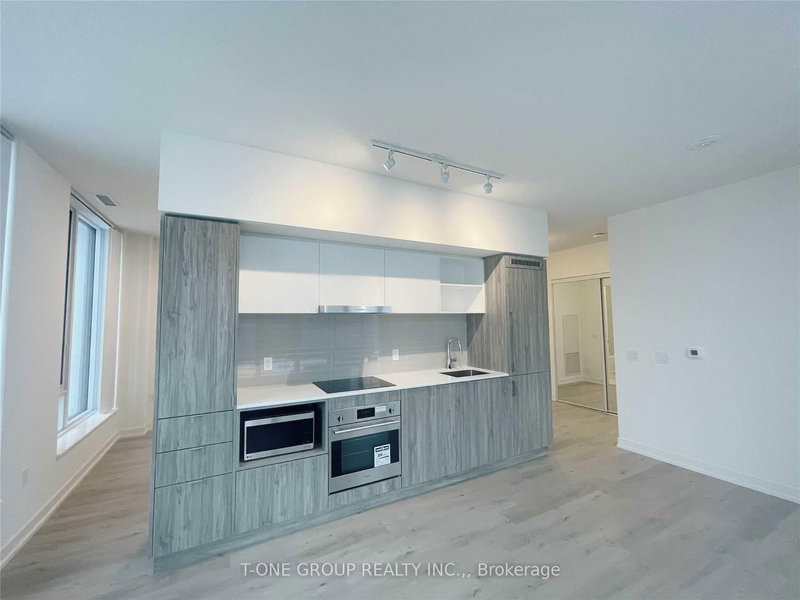 1006 - 138 Downes St, Toronto, M5E 0E4 | Image 3