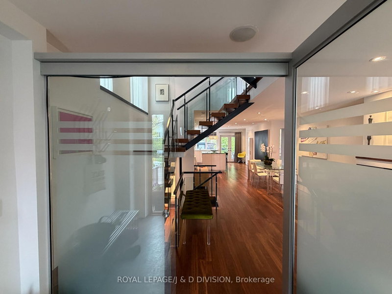 44 Standish Ave, Toronto, M4W 3B1 | Image 2