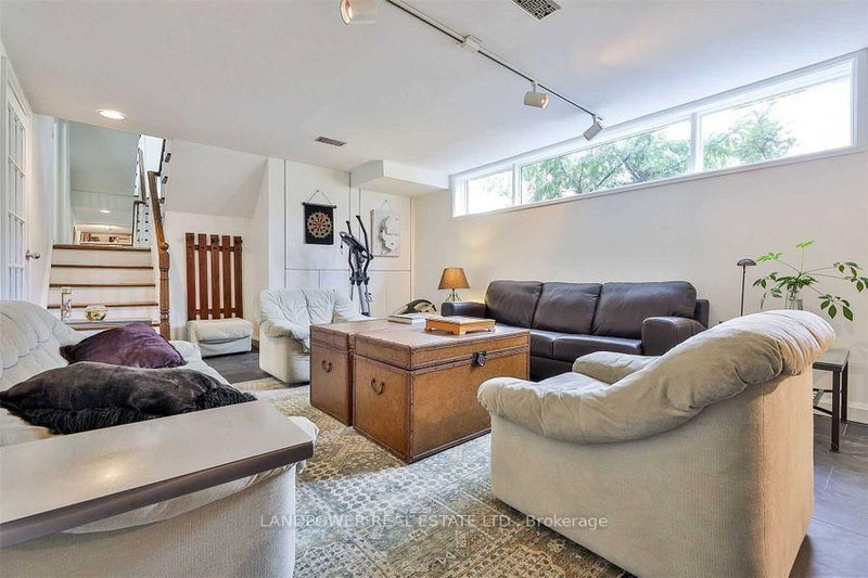 9 Alderdale Crt, Toronto, M3B 2H8 | Image 3