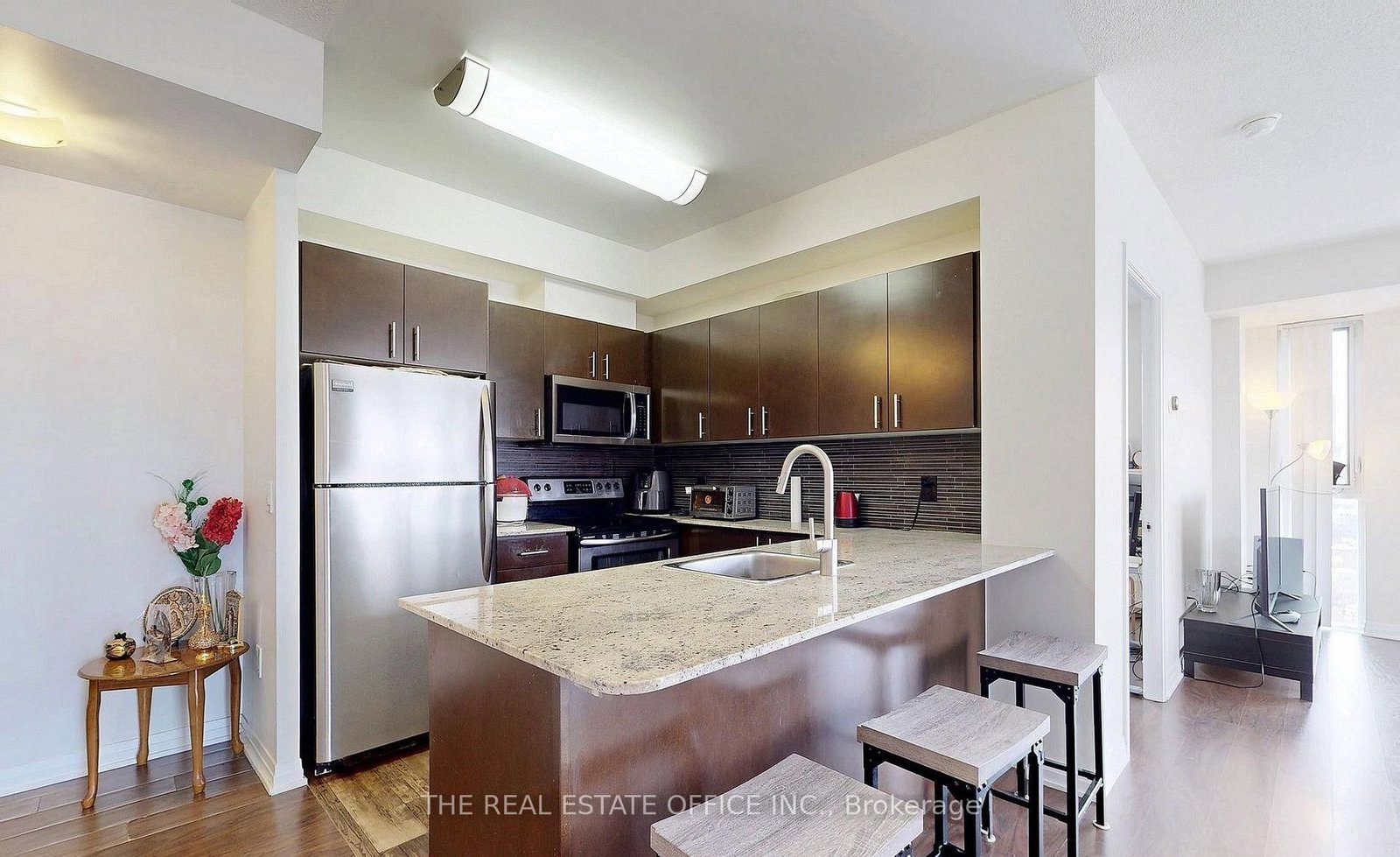 25 Cole Street, Unit 1501 - Photo 8