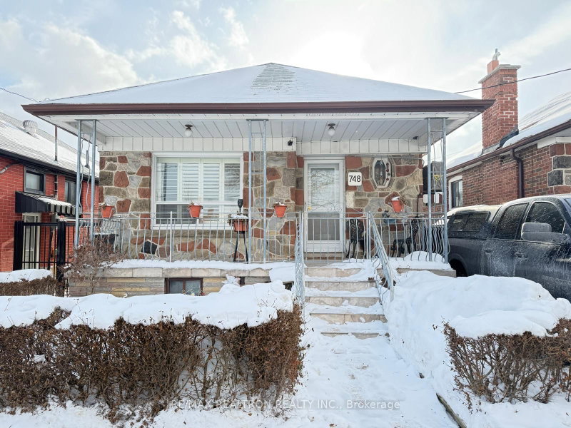 748 Vaughan Road