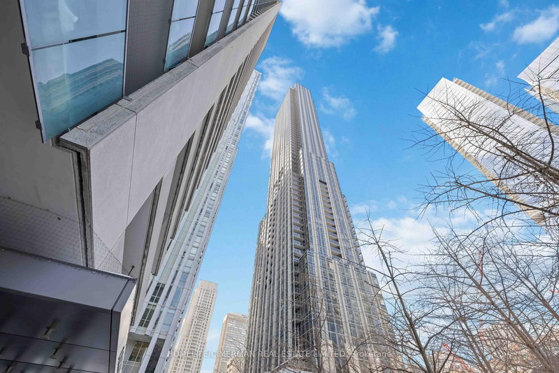 home for lease on 1504-11 Yorkville Avenue