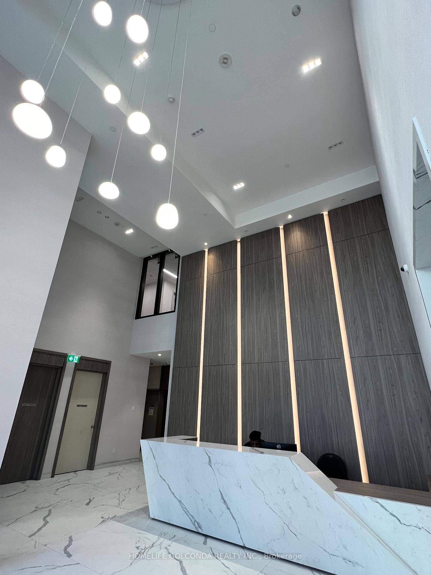 65 Mutual Street, Unit 2208 - Photo 3