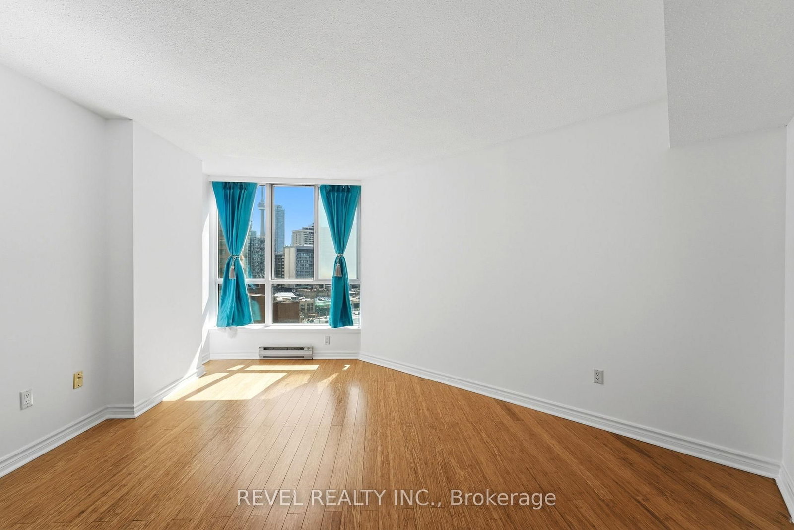 38 Elm Street, Unit 915 - Photo 11