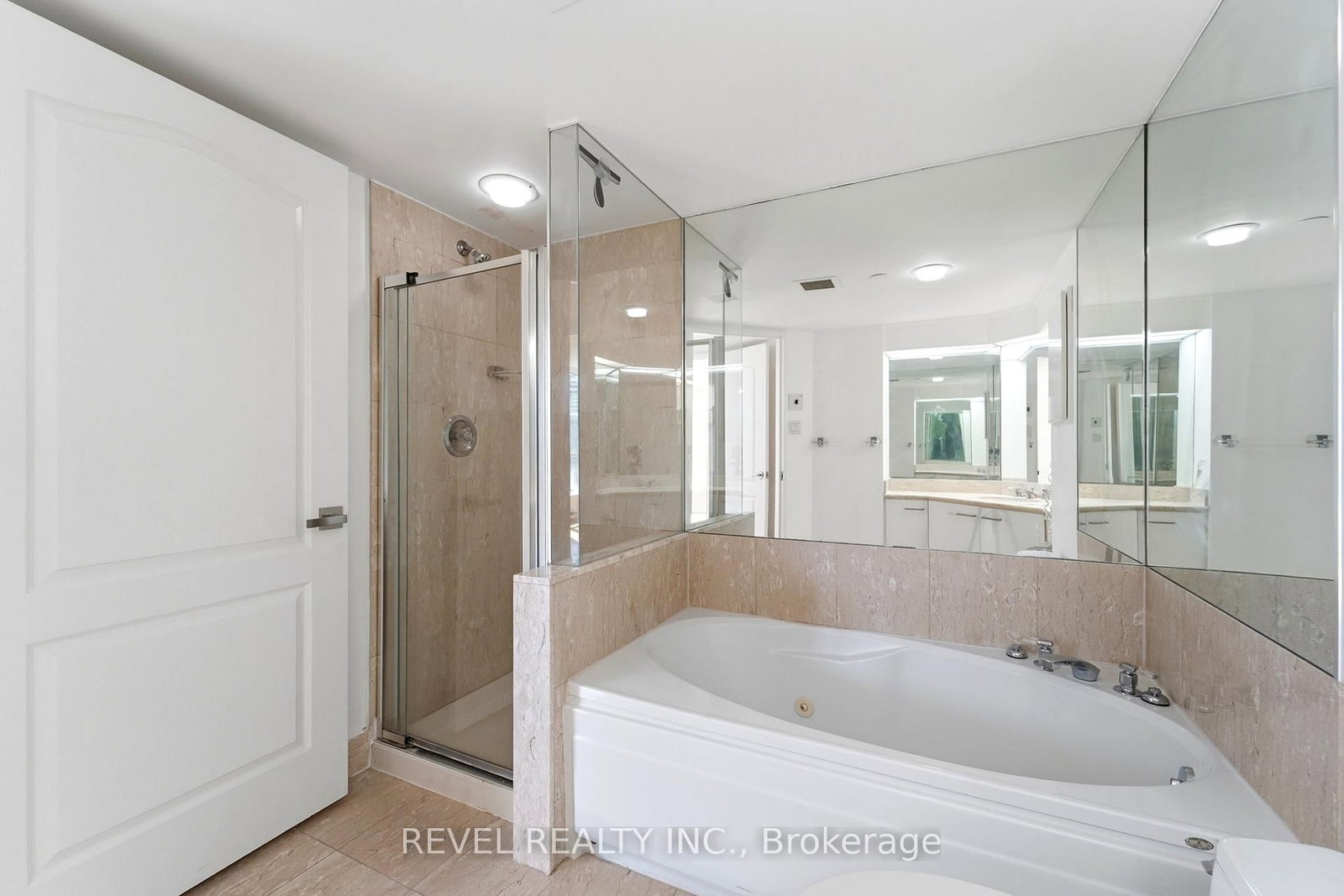 38 Elm Street, Unit 915 - Photo 16