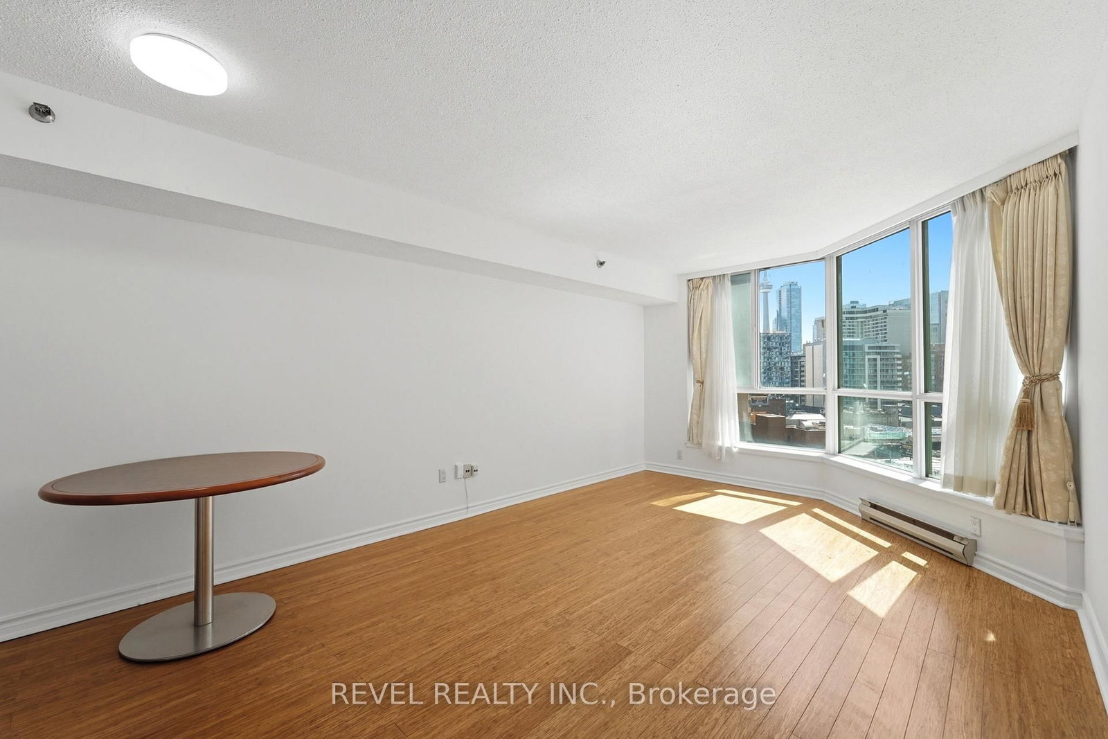 38 Elm Street, Unit 915 - Photo 4