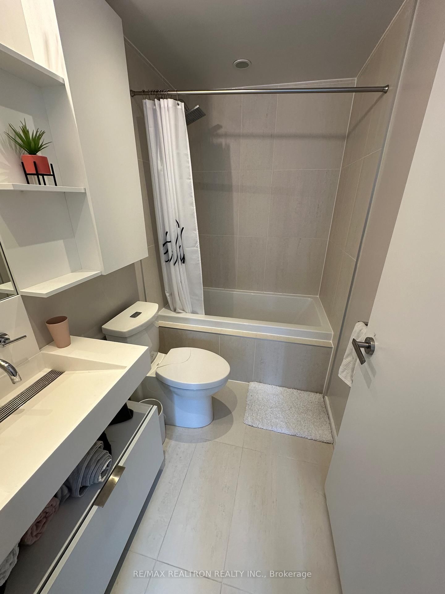 5 St Joseph Street, Unit 1307 - Photo 12
