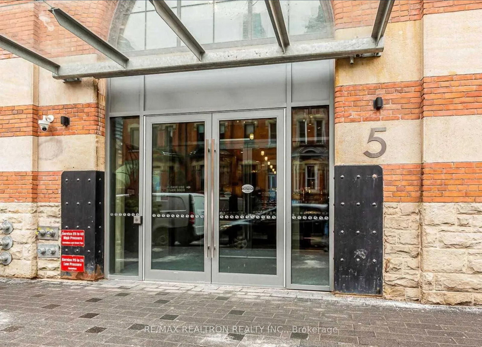 5 St Joseph Street, Unit 1307 - Photo 2