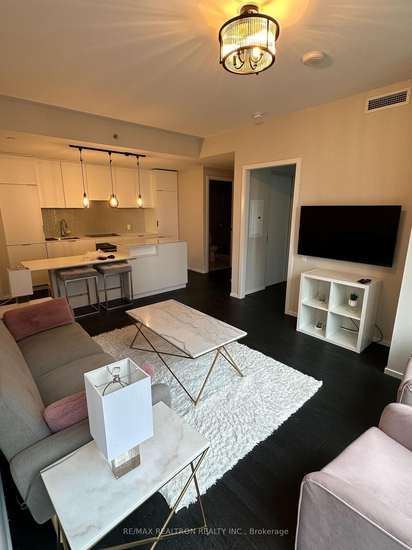 5 St Joseph Street, Unit 1307 - Photo 4
