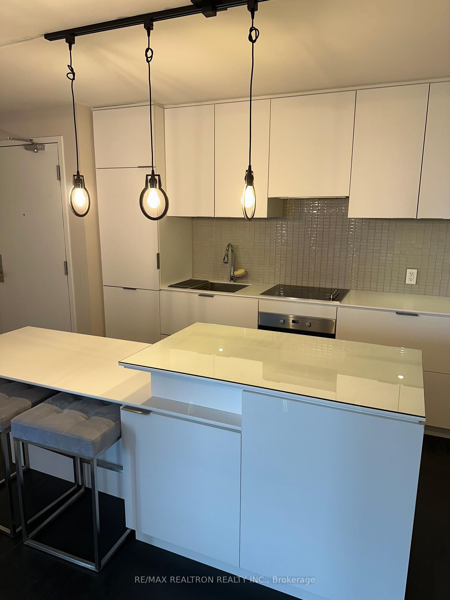 5 St Joseph Street, Unit 1307 - Photo 9